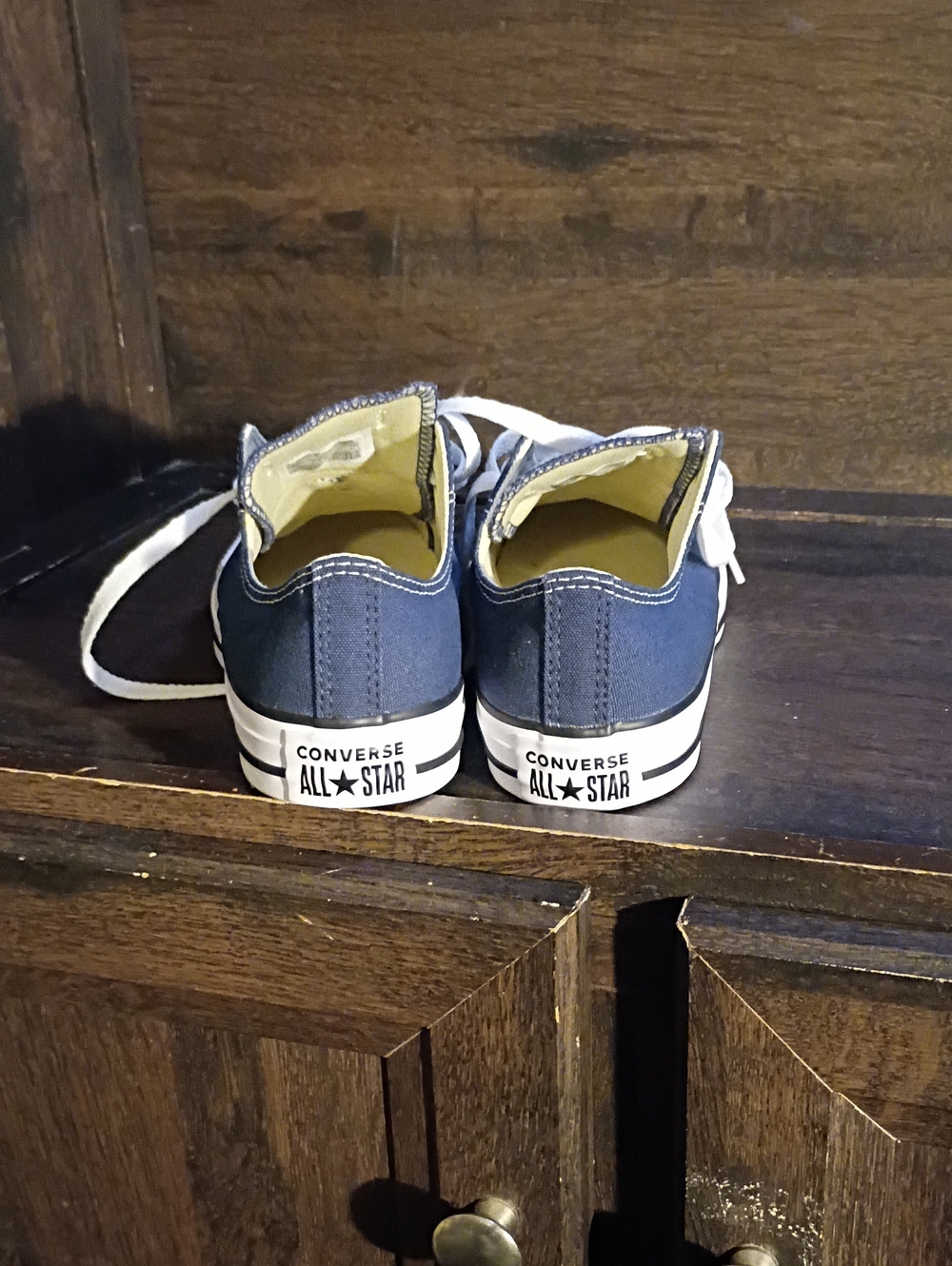 Converse Men's Navy Blue Low Top Canvas Sneakers
